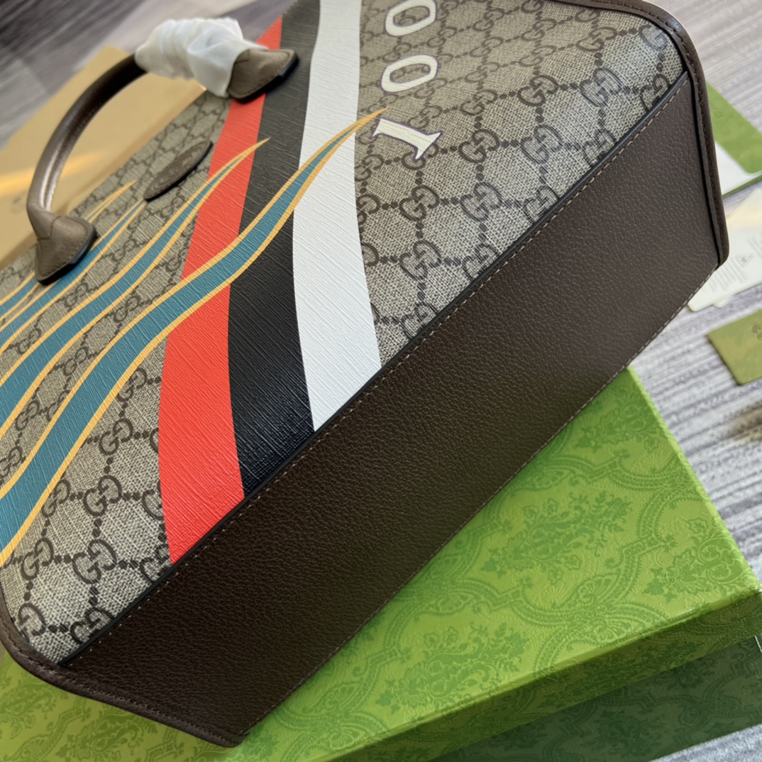 Gucci Shopping Bags